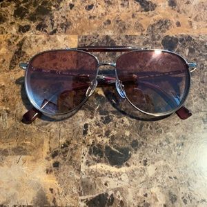 Woman (mcm) sunglasses